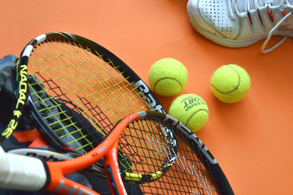 Tenis si munca